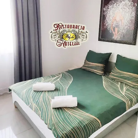 Uslugi Hotelowe Restauracja Rajska 호텔