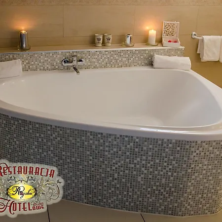 Uslugi Hotelowe Restauracja Rajska Hotel *