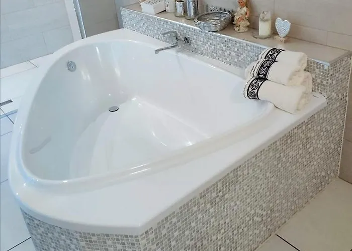 Uslugi Hotelowe Restauracja Rajska